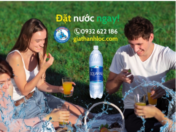Aquafina 1,5l không đủ cho nhóm bạn 6 người