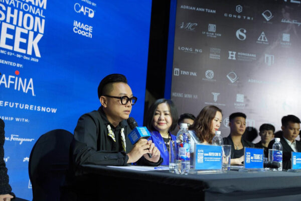 Ai Là Nhà Tài Trợ Chính Của Tuần Lễ Thời Trang Quốc Tế Việt Nam 2020? 3 NTK Nguyễn Công Trí tại sự kiện