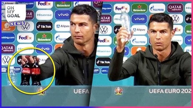 Ronaldo Cất 2 Chai Coca Cola - Chuyện Tưởng Nhỏ Mà Lại Lớn!!! 3 Ronaldo cất 2 chai Coca Cola và chọn nước uống