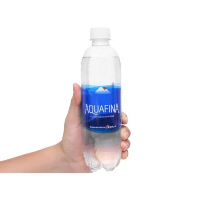 Nước suối Aquafina 1 thùng bao nhiêu chai? 2 chai nước aquafina