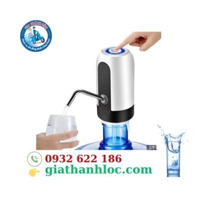 Bấm nút ngay trên đỉnh để lấy nước