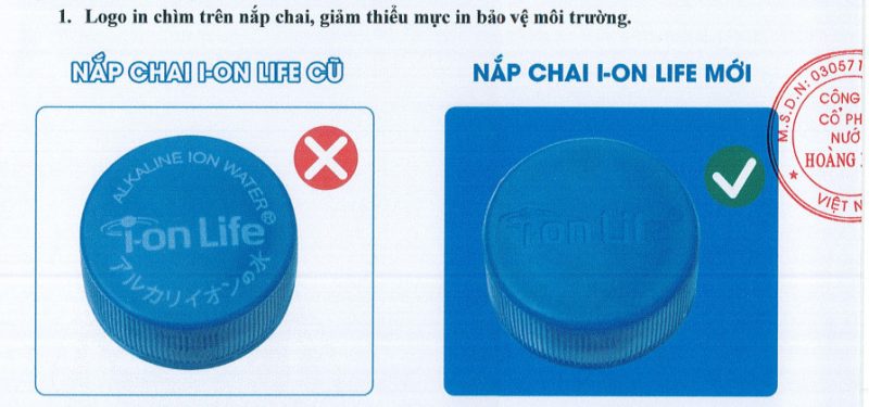 logo nước ion life được in chìm trên nắp chai